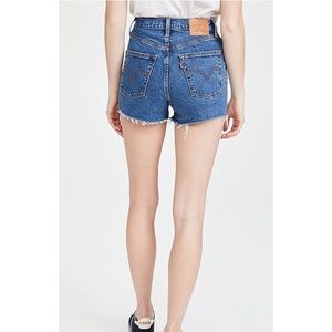 Levi’s ribcage shorts 27 NWT